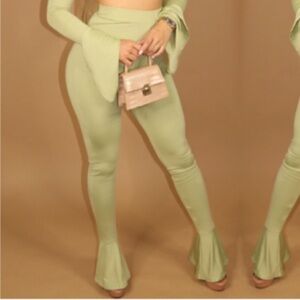 ONLY 5 LEFT All Green Lana’s Bottoms